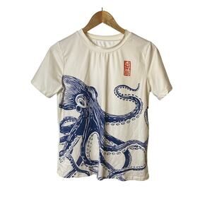 Blue Octopus Off White Crewneck Short Sleeve Streetwear T-shirt Women's Size 4